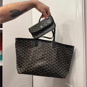 Stylish Black and Gray Tote with Matching Pouch